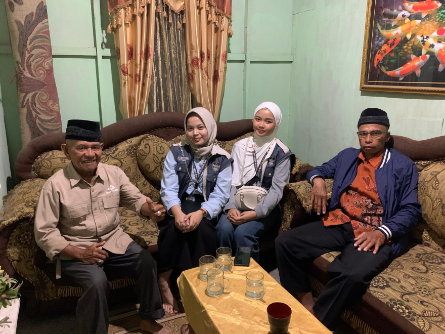 MENGUNGKAP ASAL-USUL NAGARI MUNGKA: MAHASISWA UNAND GALI SEJARAH LEWAT WAWANCARA TOKOH ADAT